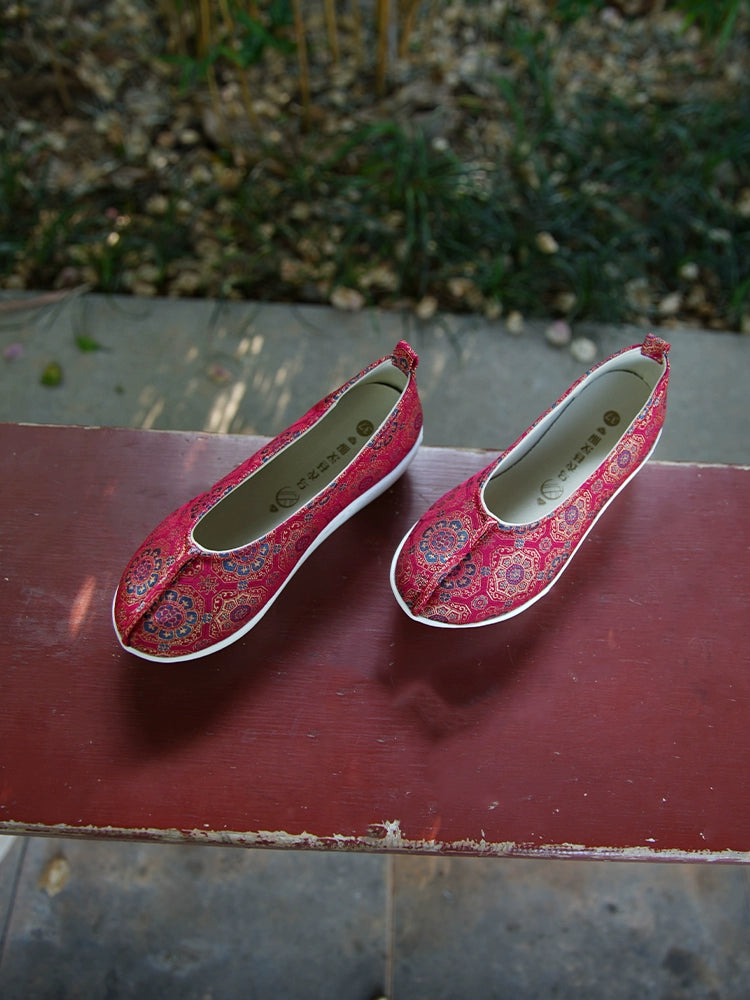 Red Blooms Ming Dynasty Platform Shoes