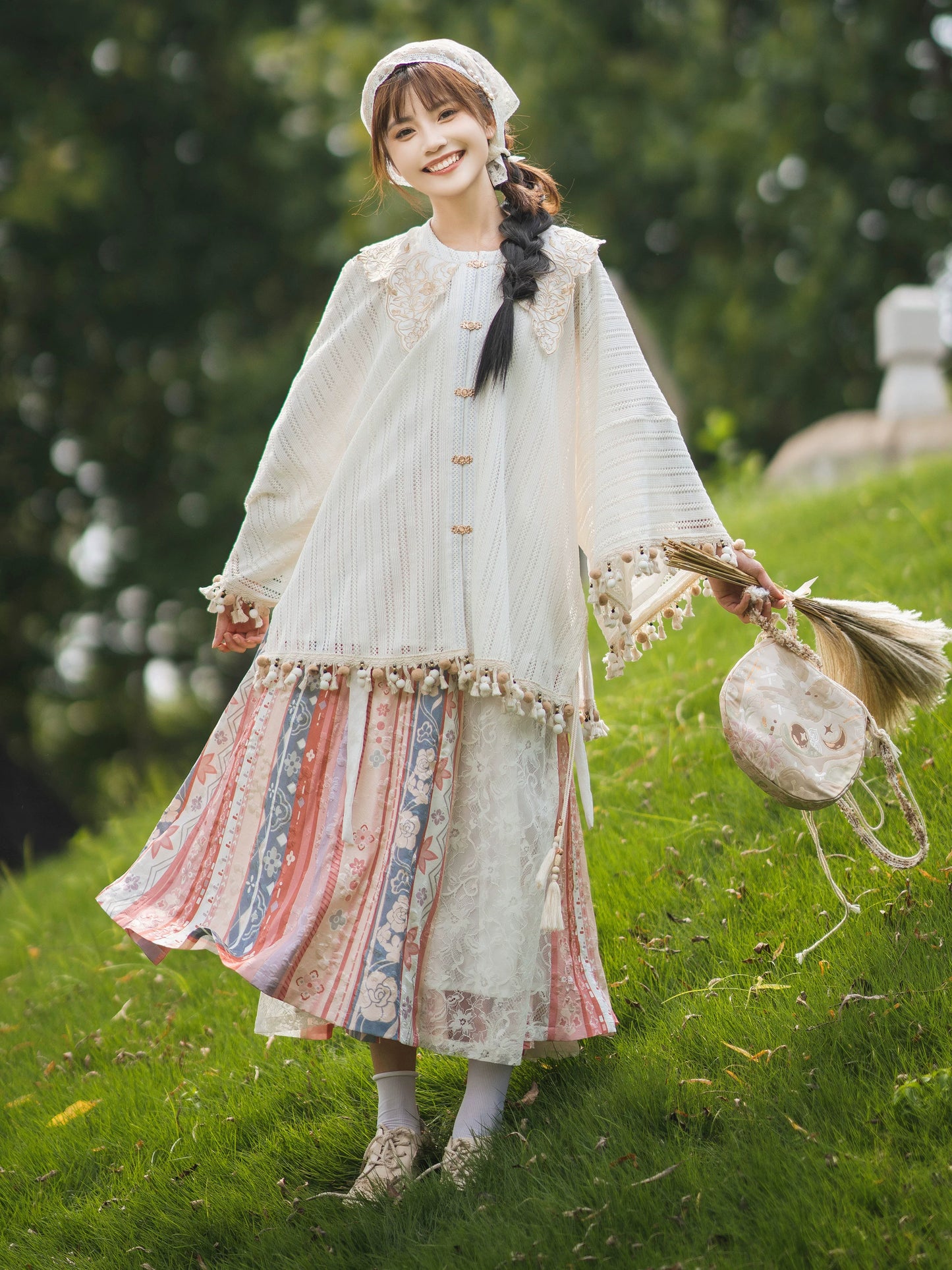 Modern Ming Dynasty Cloud Collar Top and Skirt Set