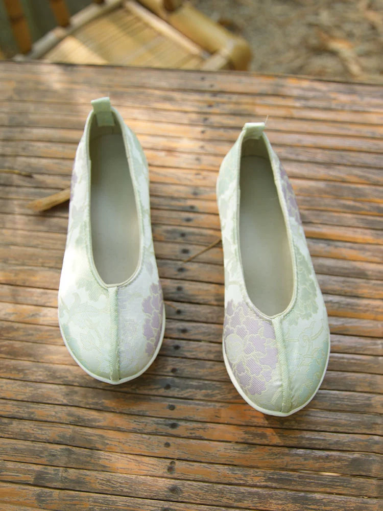 Imperial Blossom Ming Dynasty Platform Shoes