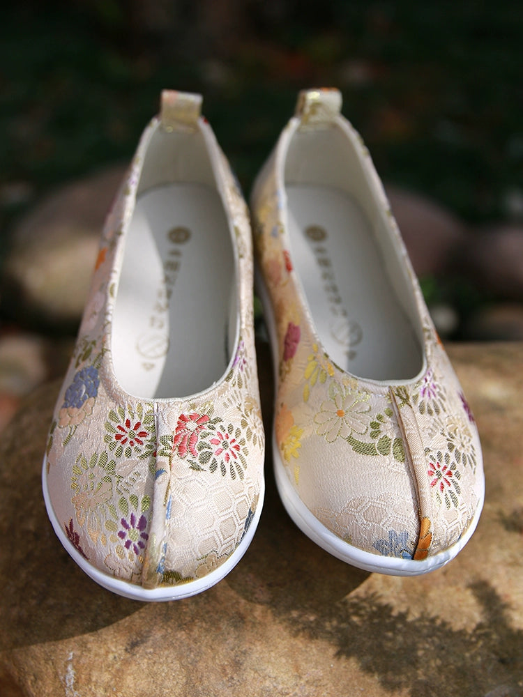 Imperial Grace Ming Dynasty Platform Shoes