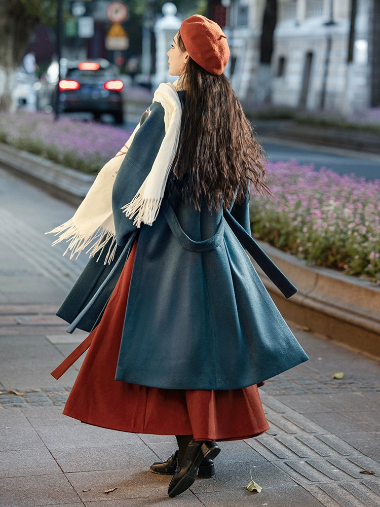 Dream Frost Blue and Red Winter Set