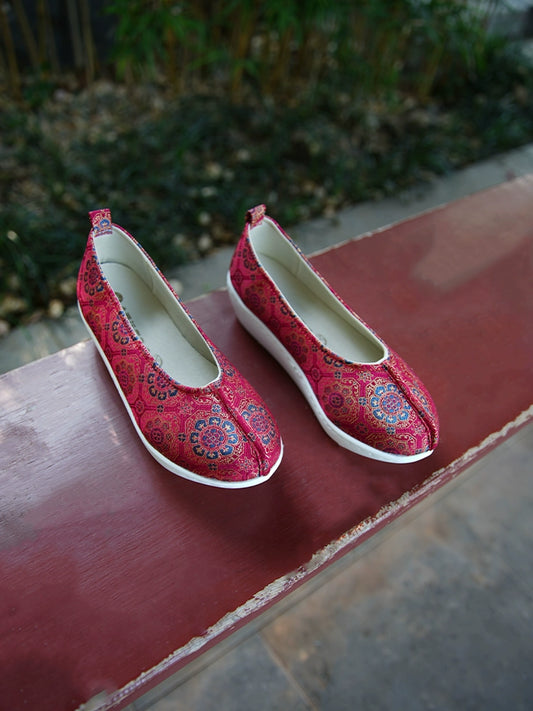 Red Blooms Ming Dynasty Platform Shoes
