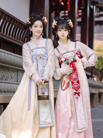 Winter Strawberry Modernized Qixiong Ruqun | 齐胸襦裙 Dress Set